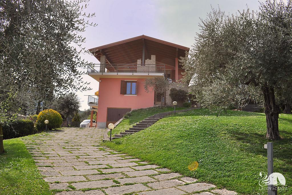 Appartamento Il Moresine Roe Exteriér fotografie